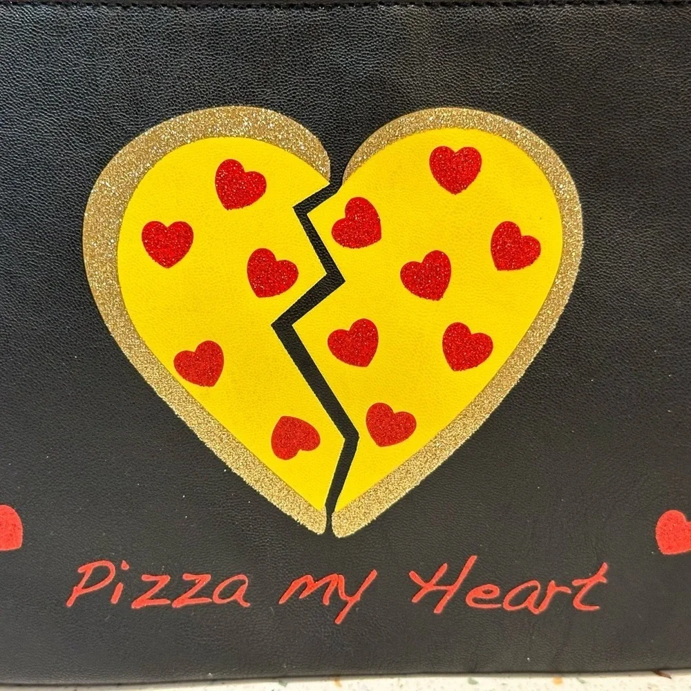 Betsy Johnson‎ Pizza My Heart Wristlet Clutch